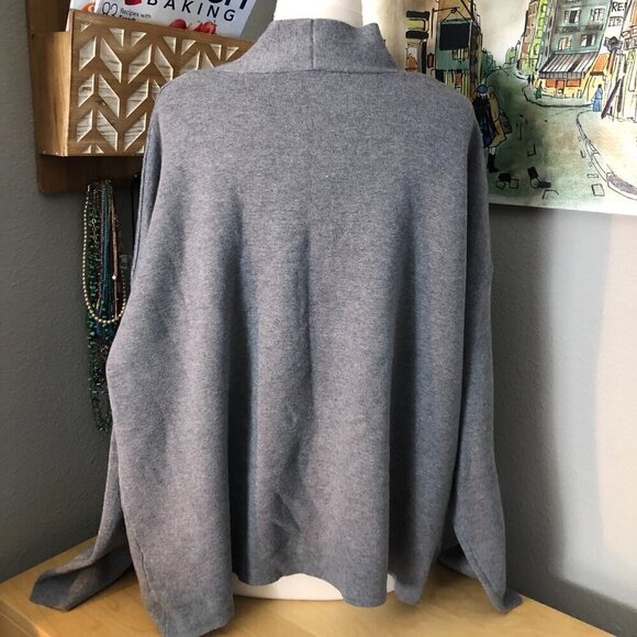 Devotion by Cyrus Cardigan - Picture 3 of 7